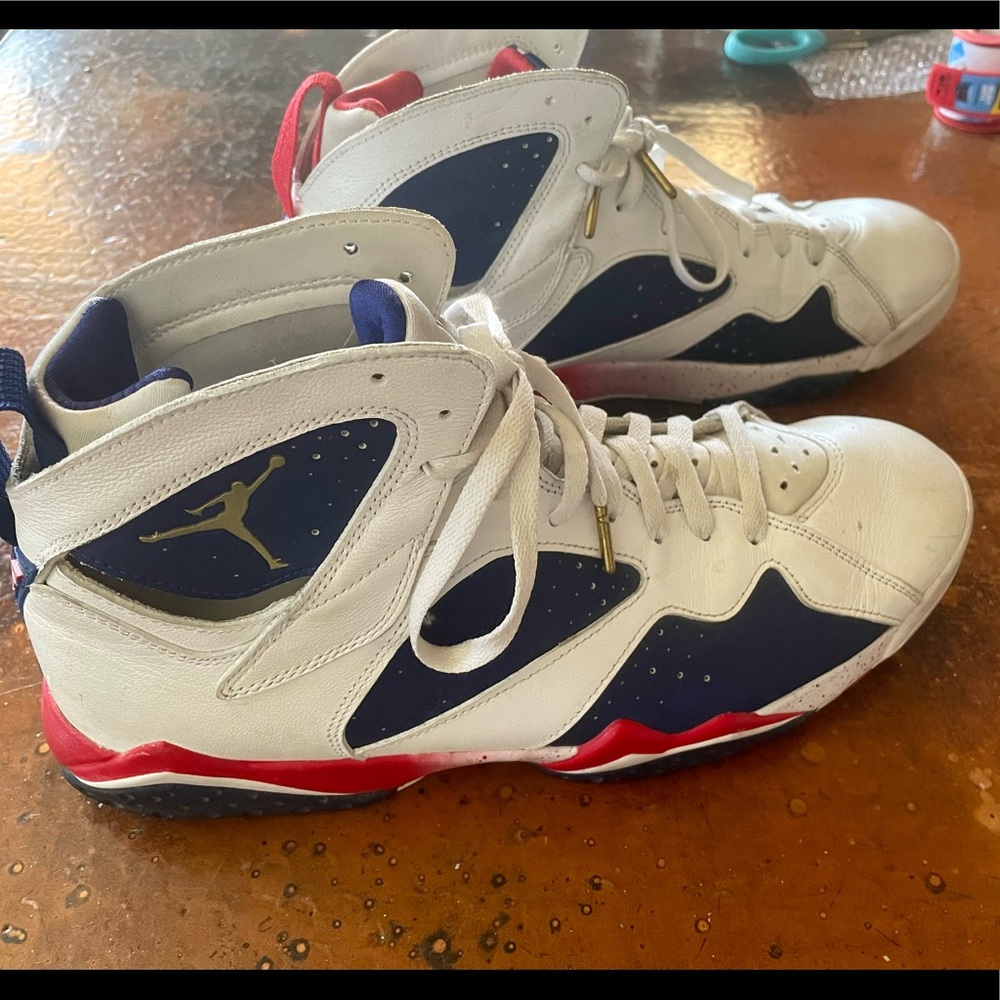 Men’s Nike Air Jordan Basketball Shoes Lace Up Estimated Size 11